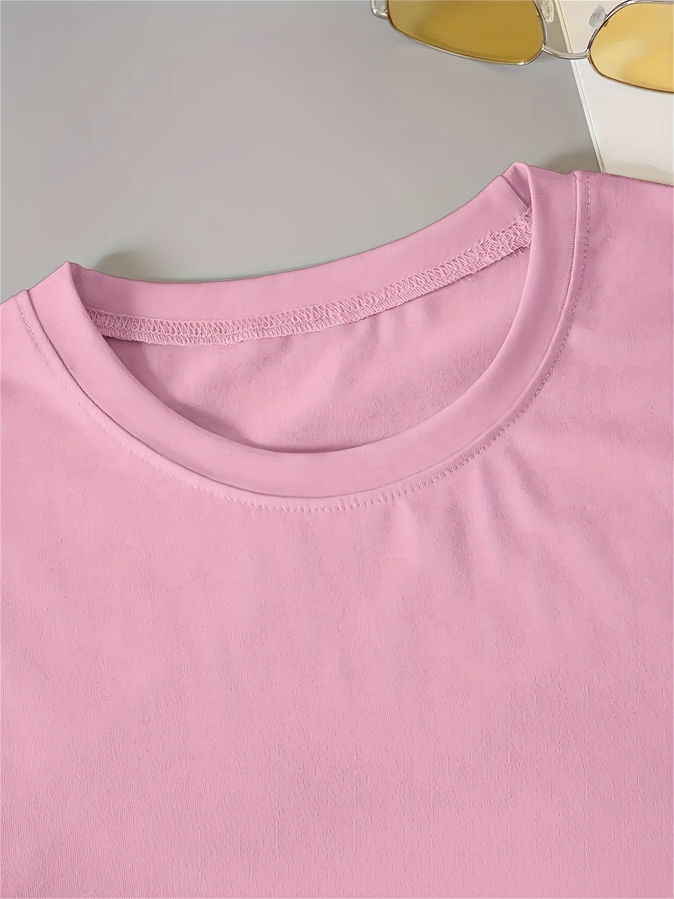 Lässiges T-Shirt-Kleid für Damen mit „MILANO“-Print