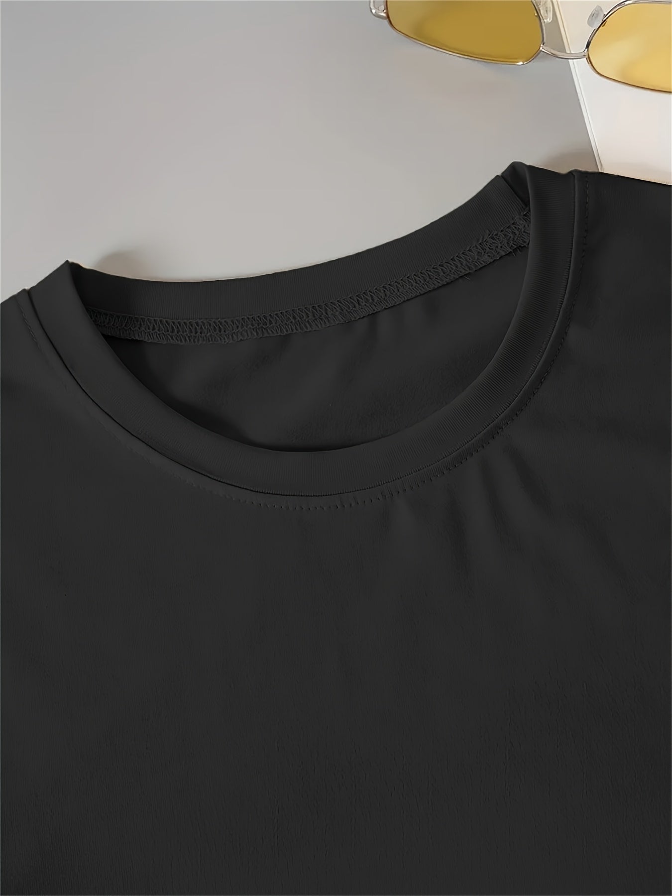 Lässiges T-Shirt-Kleid für Damen mit „MILANO“-Print
